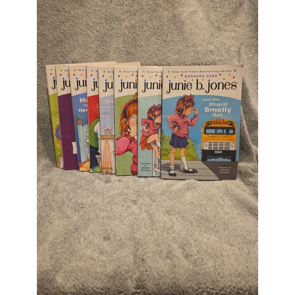 Lot of 8 Junie B Jones‎ Paperback Books Barbara Park 1-5, 8-10
